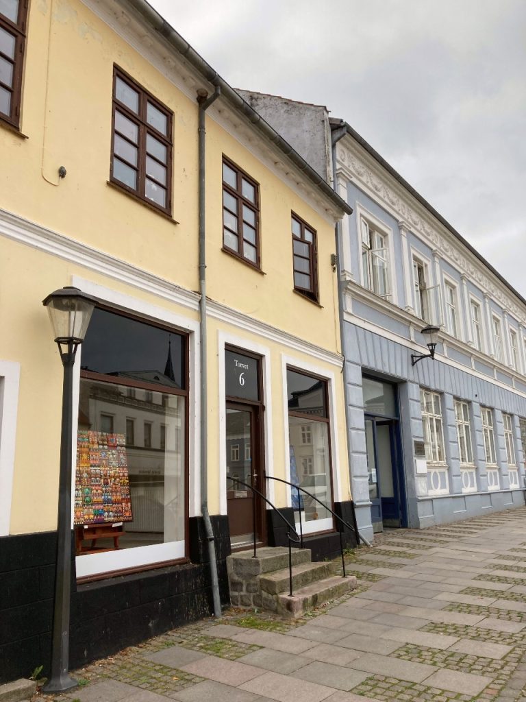 torvet 6 st th erhver lokaler butik klinik kontor centralt centrum rudkøbing boda ejendomme ambo ejendomsservice